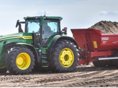 Traktor + dempr objem korby 14m3